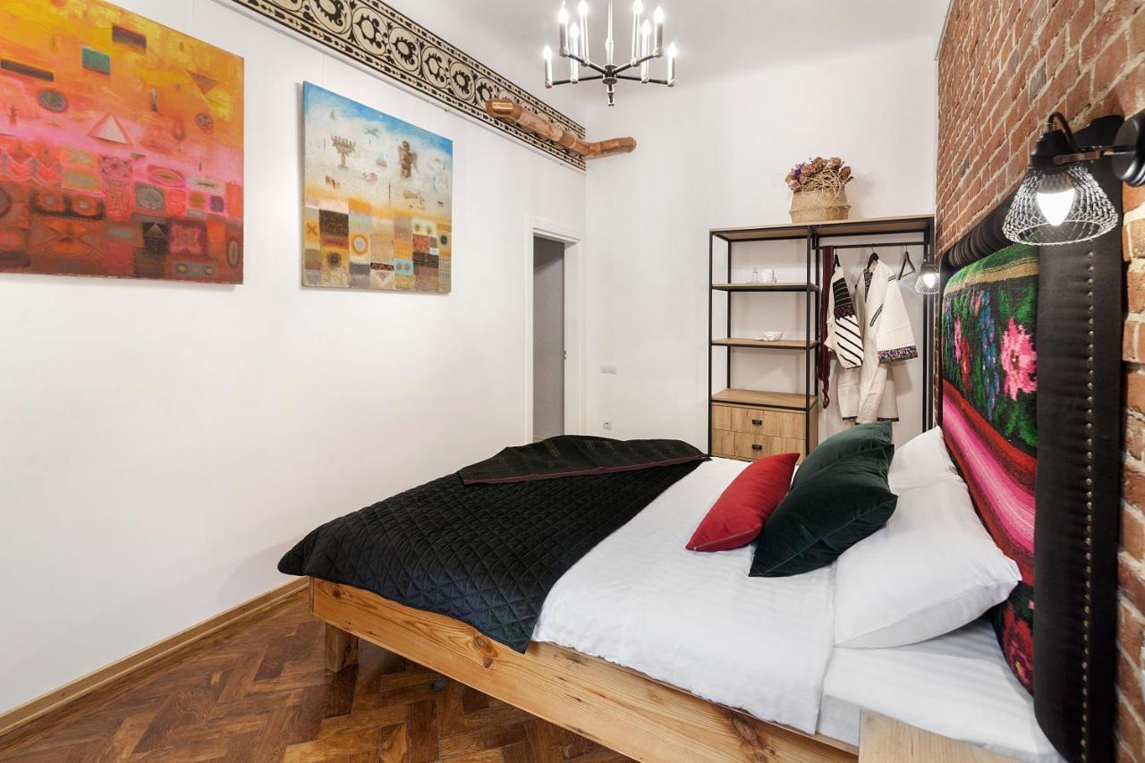 Gallery Art Apartment リヴィウ エクステリア 写真