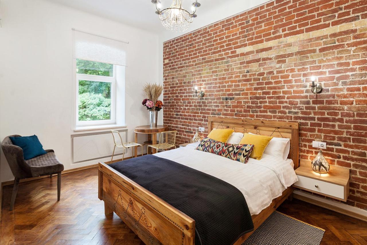 Gallery Art Apartment リヴィウ エクステリア 写真