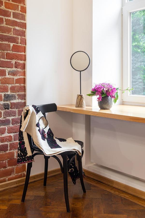Gallery Art Apartment リヴィウ エクステリア 写真